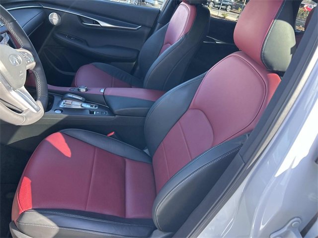 Used 2024 INFINITI QX50 Sport image 17