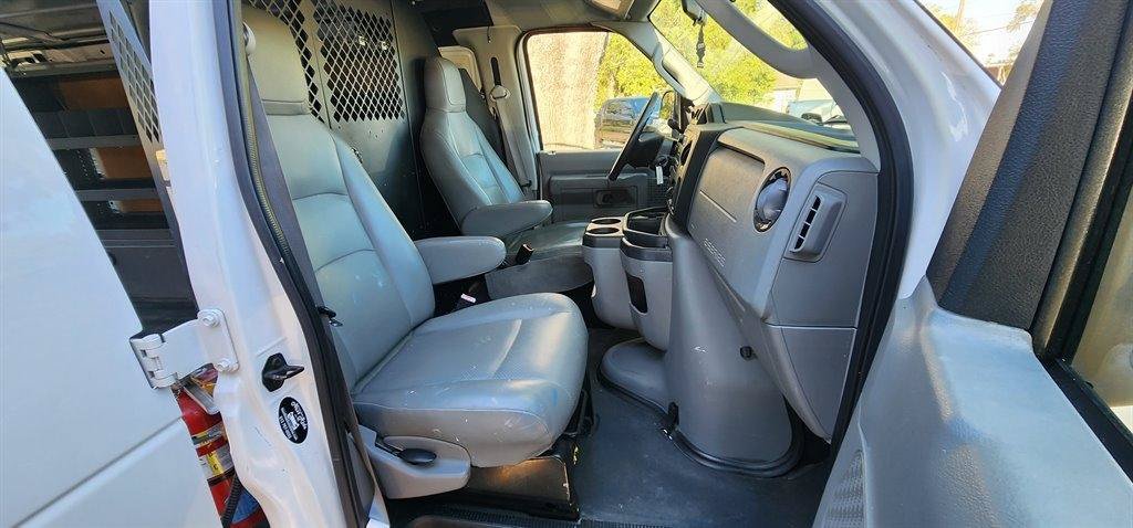 Used 2013 Ford E-150 and Econoline 150 RWD image 18