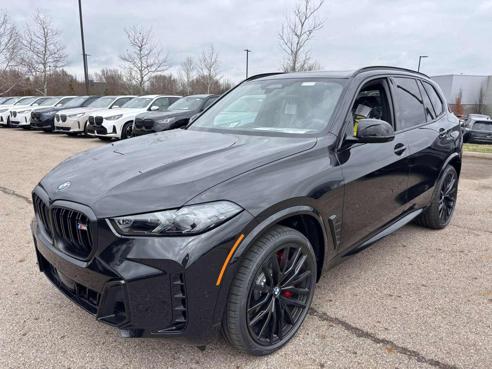 New 2026 BMW X5 M60i