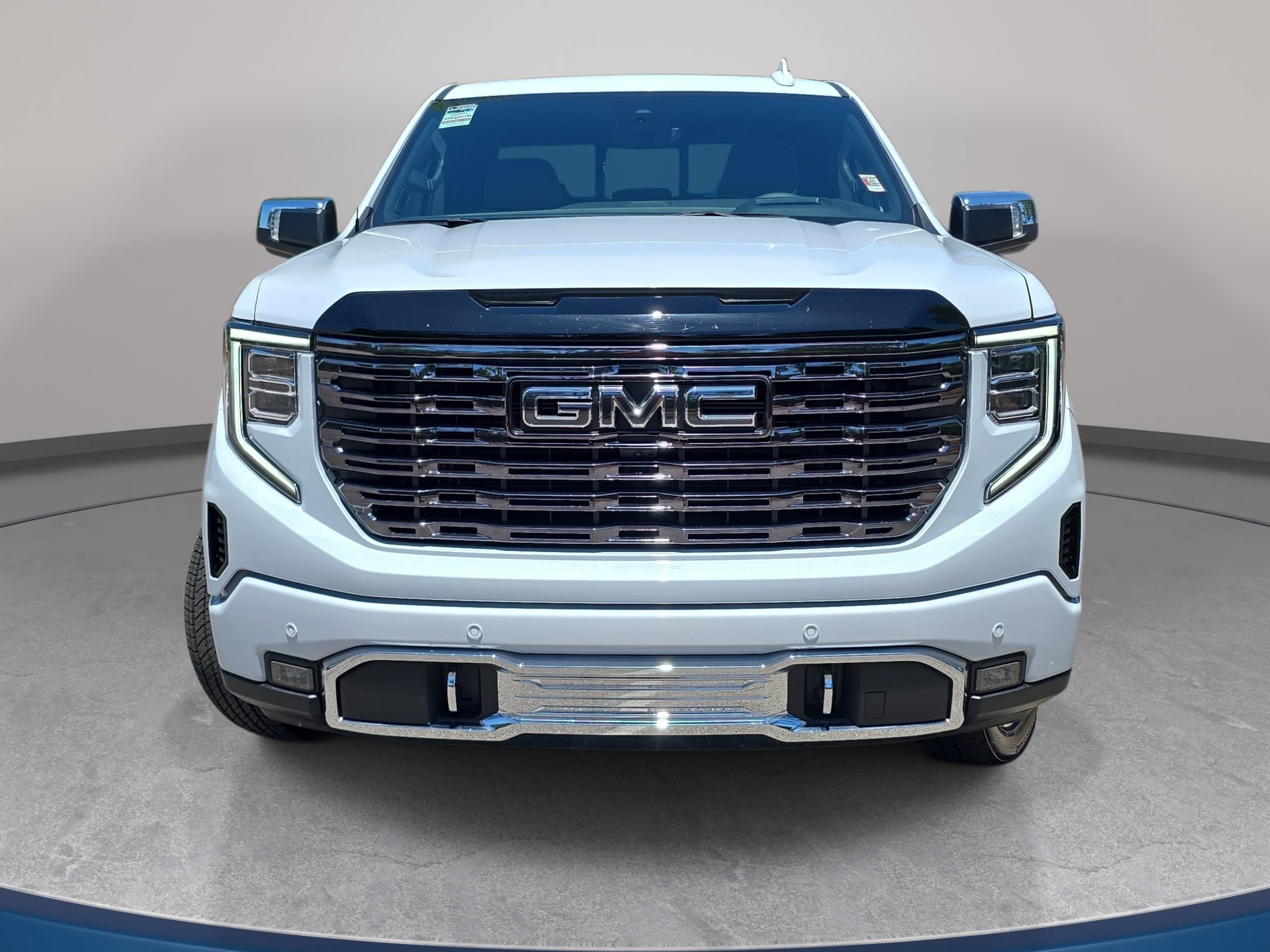Used 2026 GMC Sierra 1500 Denali Ultimate AWD/4WD image 2