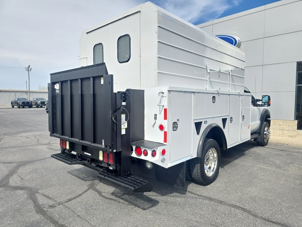 Used 2015 Ford F550 2WD Regular Cab Super Duty image 5