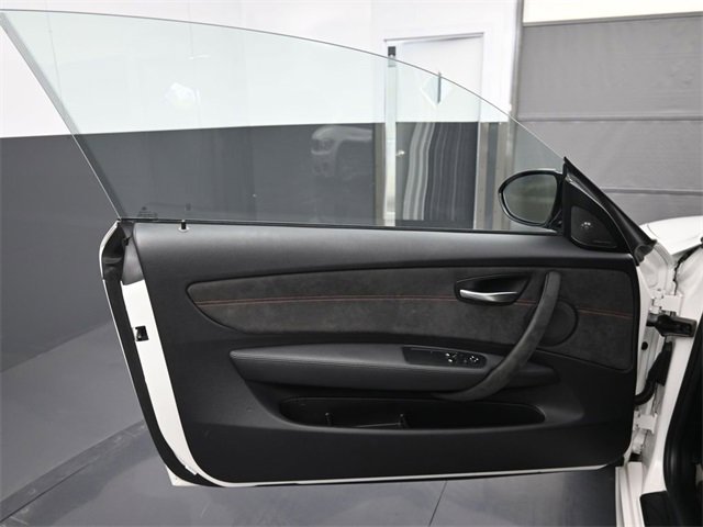 Used 2011 BMW 1 Series M image 7