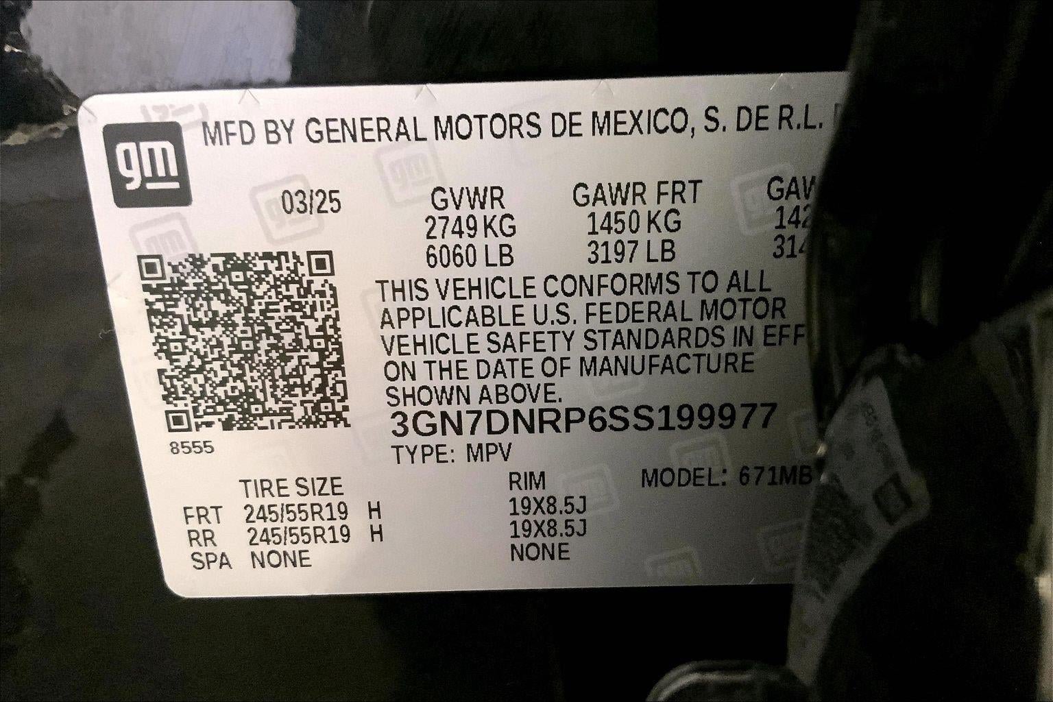 Used 2025 Chevrolet Equinox EV LT FWD image 31