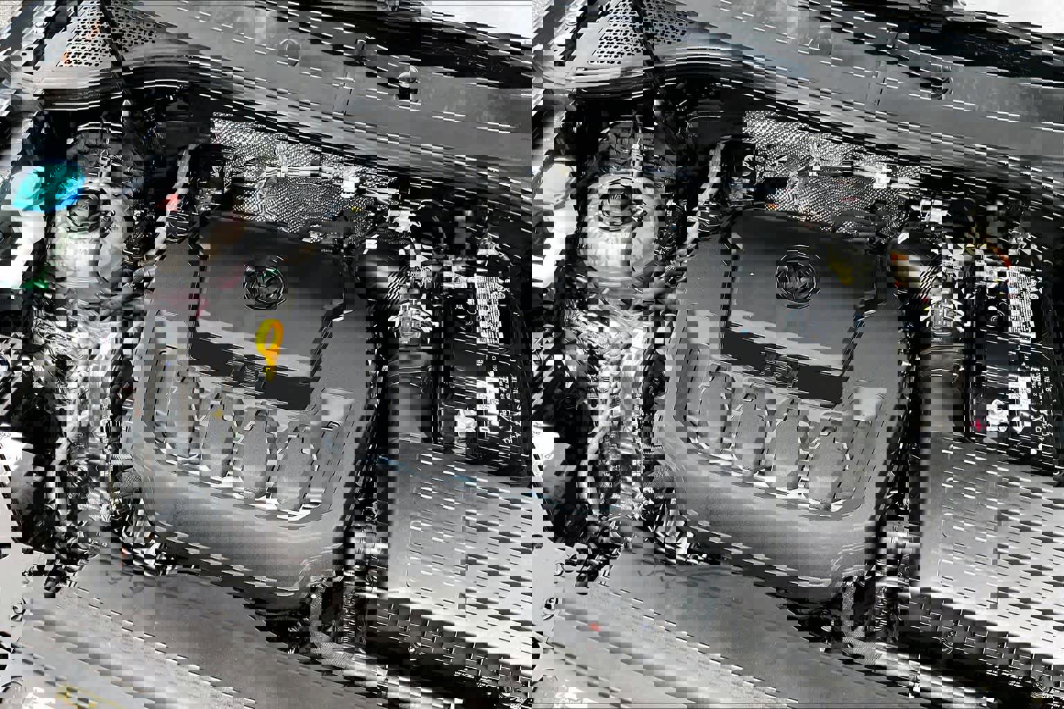 Certified 2022 Volkswagen Tiguan SE image 30