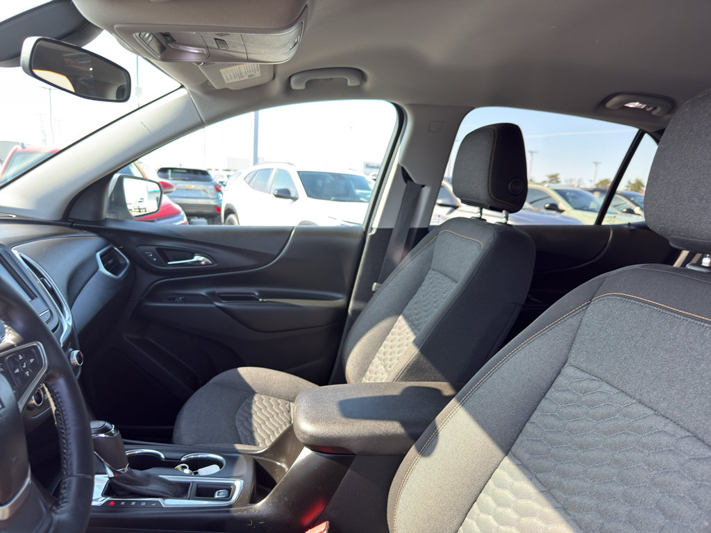 Used 2018 Chevrolet Equinox LT image 26