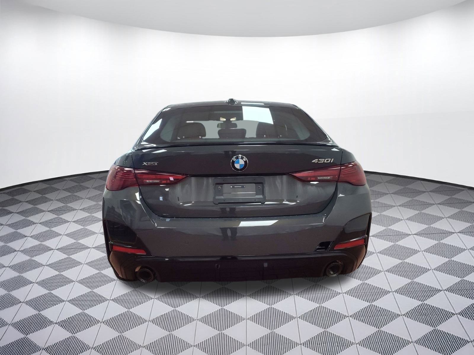 New 2026 BMW 430i xDrive w/ M Sport Package image 9