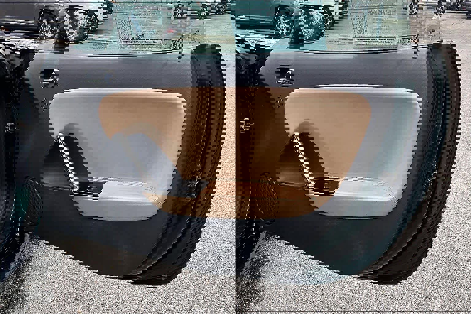 Used 2008 Saturn Sky Red Line image 19