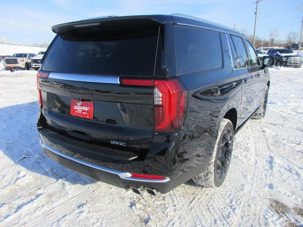 New 2026 GMC Yukon XL Denali w/ Denali Reserve Package image 4