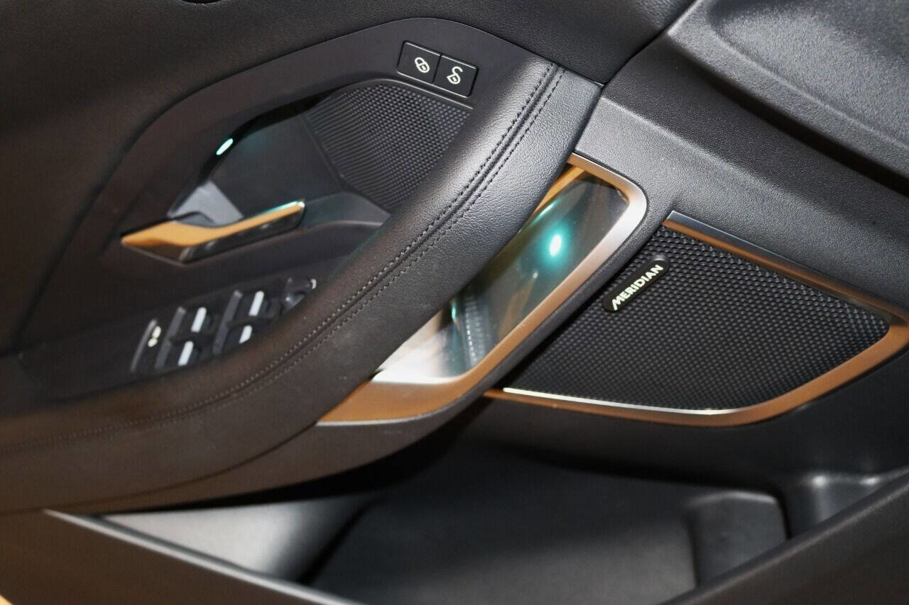 Used 2020 Jaguar E-PACE SE image 52