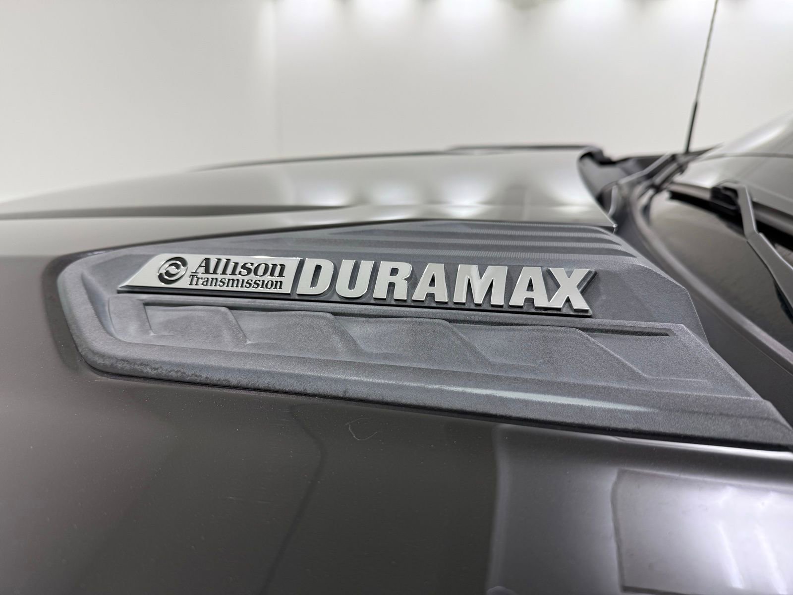 Used 2022 Chevrolet Silverado 2500 LTZ w/ LTZ Convenience Package image 15