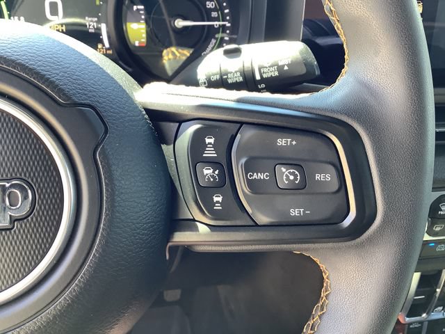 Used 2024 Jeep Wrangler Unlimited AWD/4WD image 12