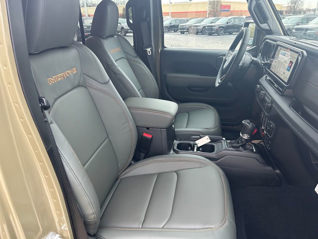 New 2026 Jeep Gladiator Mojave w/ Safety Group image 22