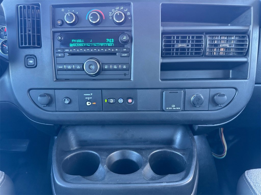 Used 2017 Chevrolet Express 2500 image 24