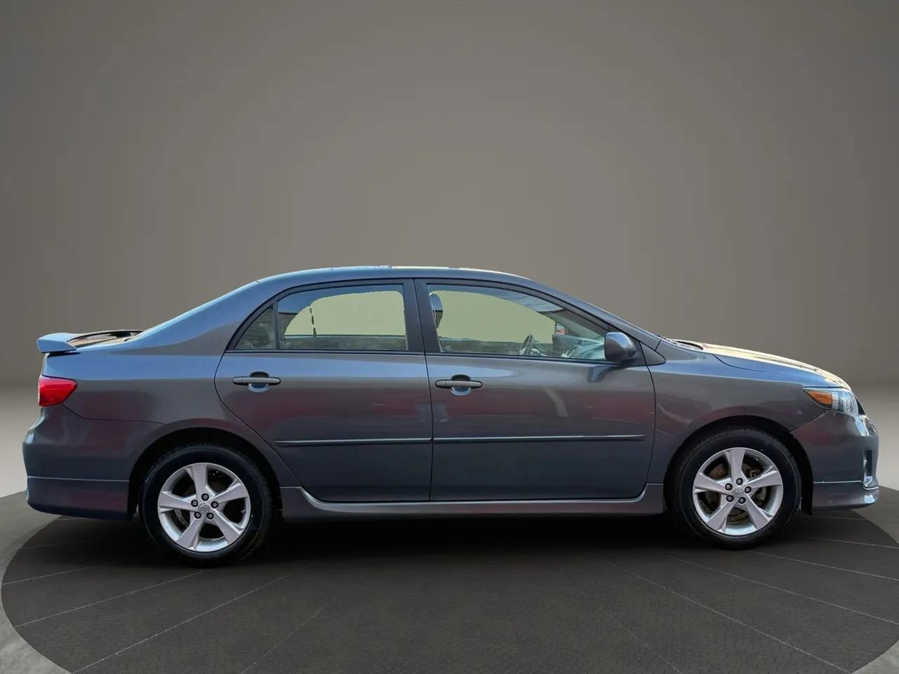 Used 2012 Toyota Corolla S image 9
