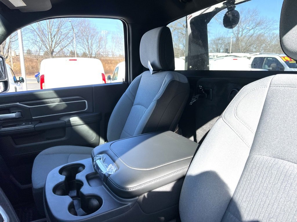 New 2024 RAM 4500 SLT w/ Quick Order Package 2YG SLT image 18