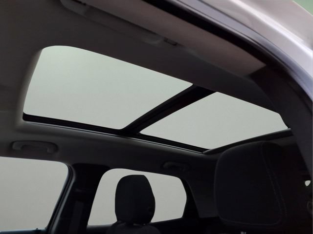 Used 2024 Chevrolet TrailBlazer LT w/ Convenience Package FWD image 12