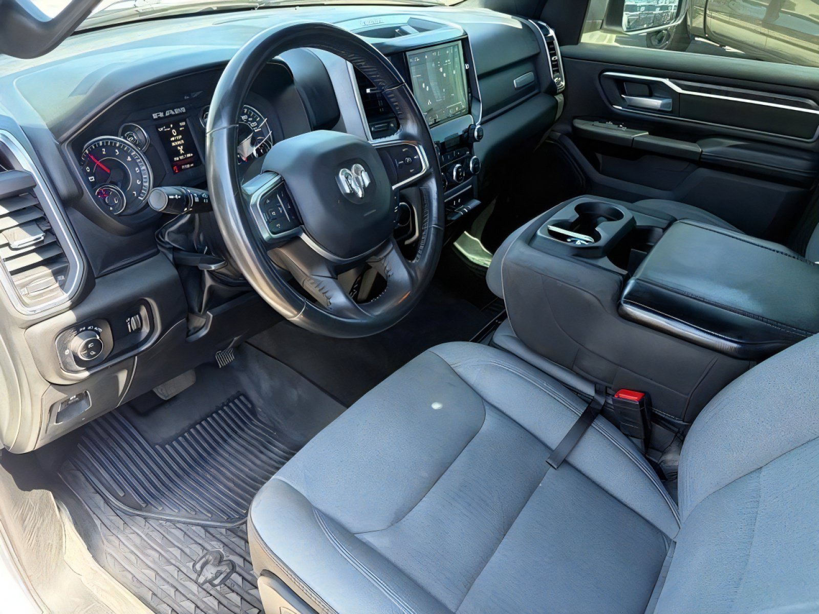 Used 2024 RAM 1500 Big Horn RWD image 11