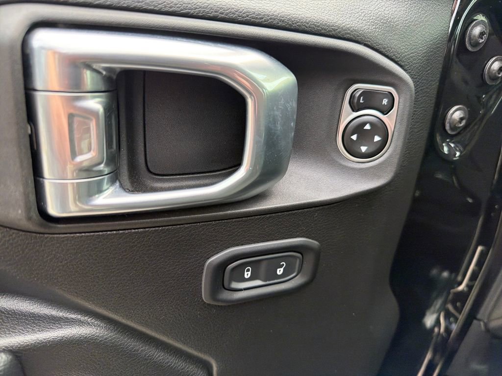 Used 2024 Jeep Gladiator Sport image 15