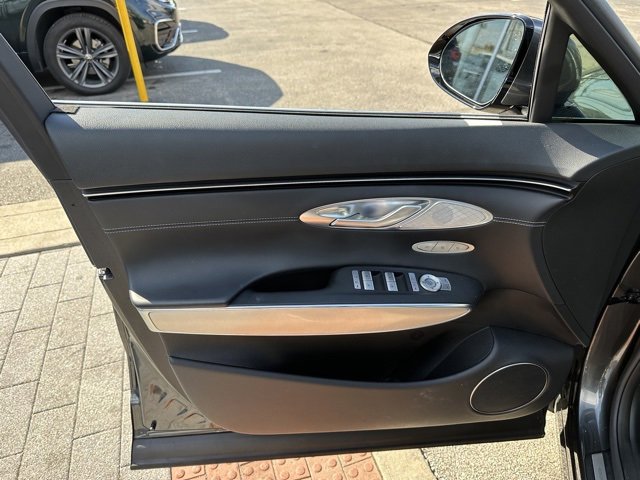 Used 2024 Genesis GV70 2.5T w/ Select Package image 10