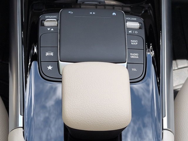 Certified 2022 Mercedes-Benz GLA 250 image 19