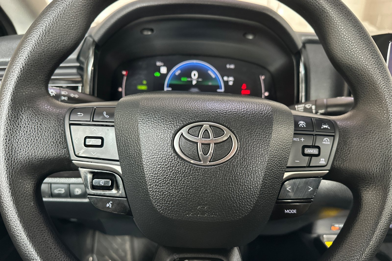Used 2026 Toyota Camry LE FWD image 24