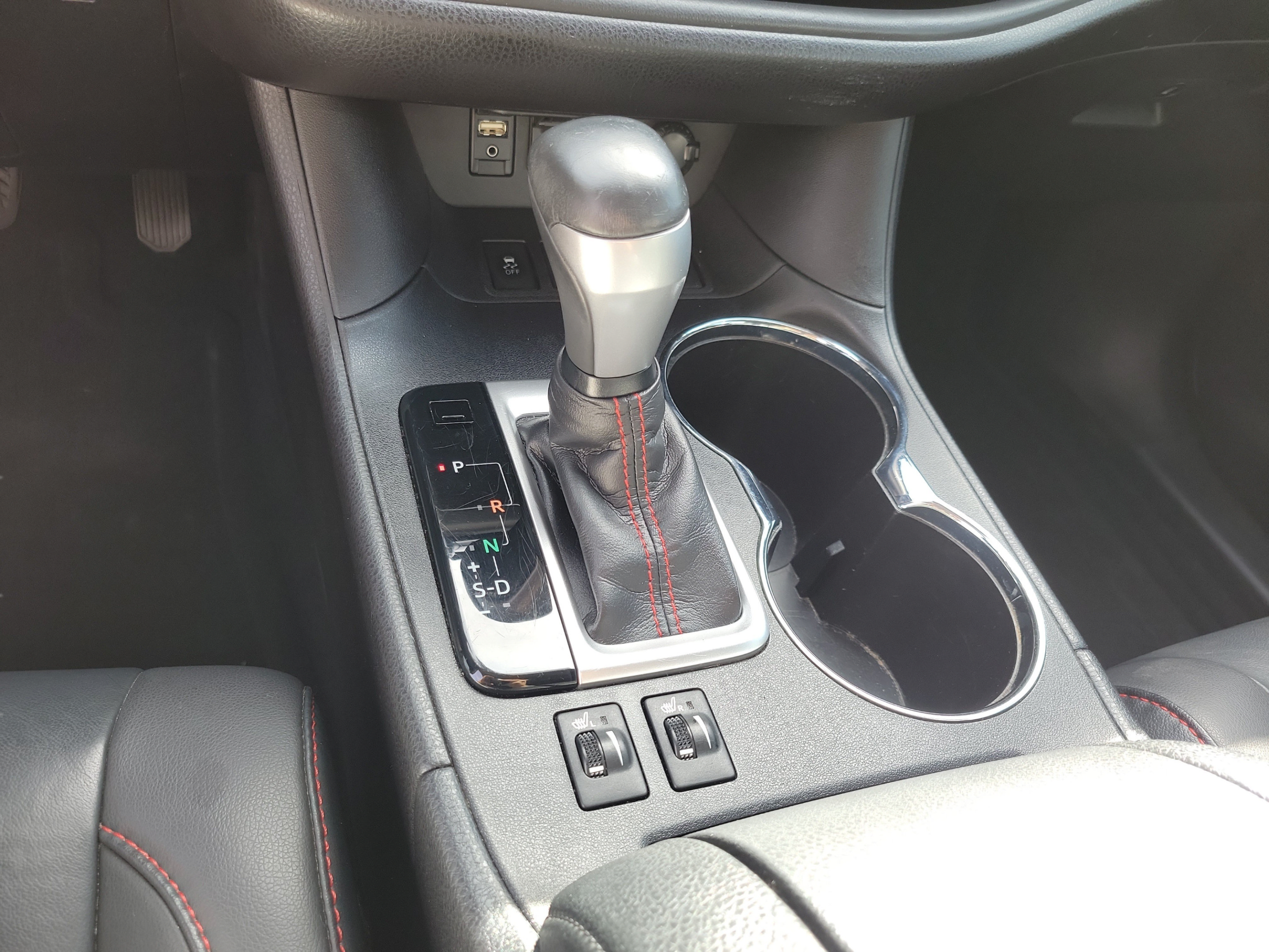 Used 2019 Toyota Highlander SE AWD/4WD image 20