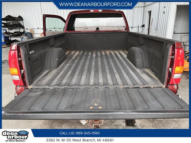 Used 1999 Chevrolet Silverado 2500 LS w/ Firm Ride Suspension Pkg AWD/4WD image 16
