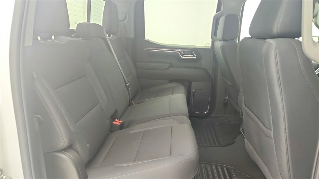 Certified 2025 Chevrolet Silverado 1500 LT w/ Safety Package image 34