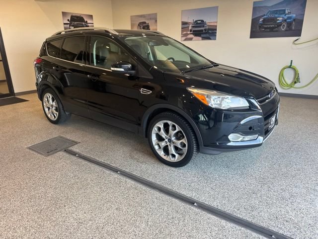 Used 2016 Ford Escape Titanium AWD/4WD image 1