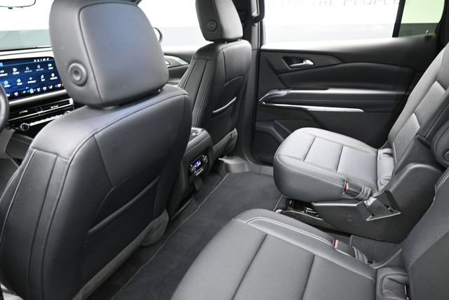 Used 2026 Chevrolet Traverse LT w/ Driver Confidence Package FWD image 26