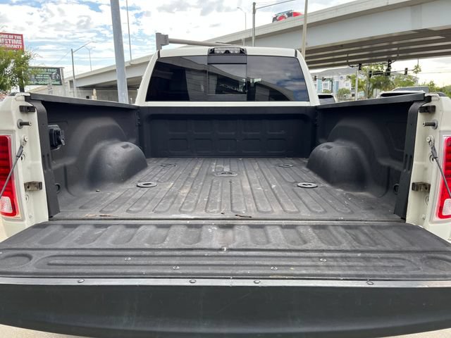 Used 2017 RAM 3500 Laramie AWD/4WD image 17