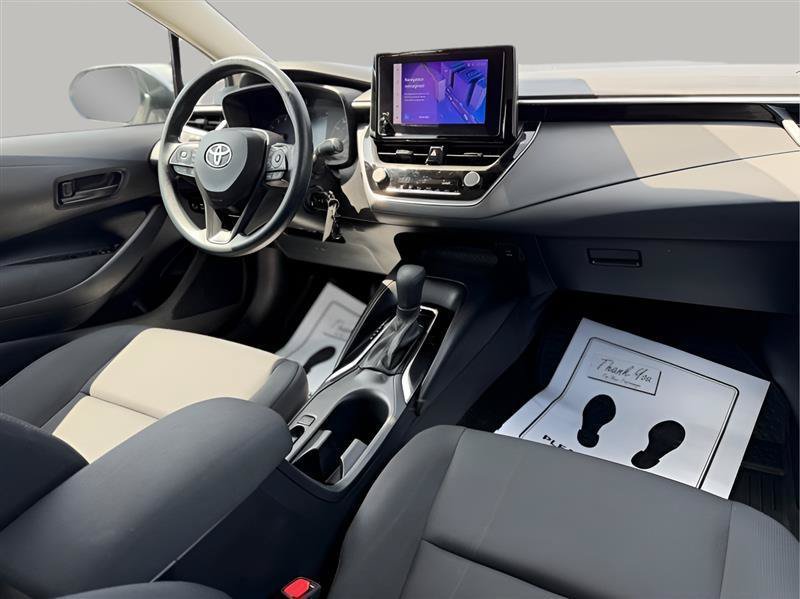 Used 2023 Toyota Corolla LE FWD image 28
