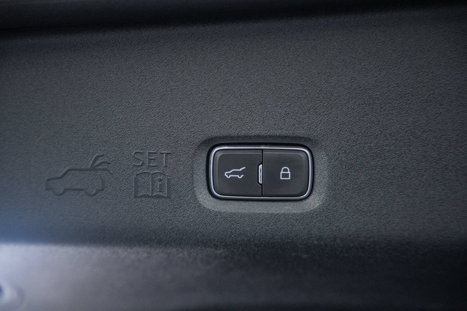 Certified 2025 Ford Expedition Tremor AWD/4WD image 11