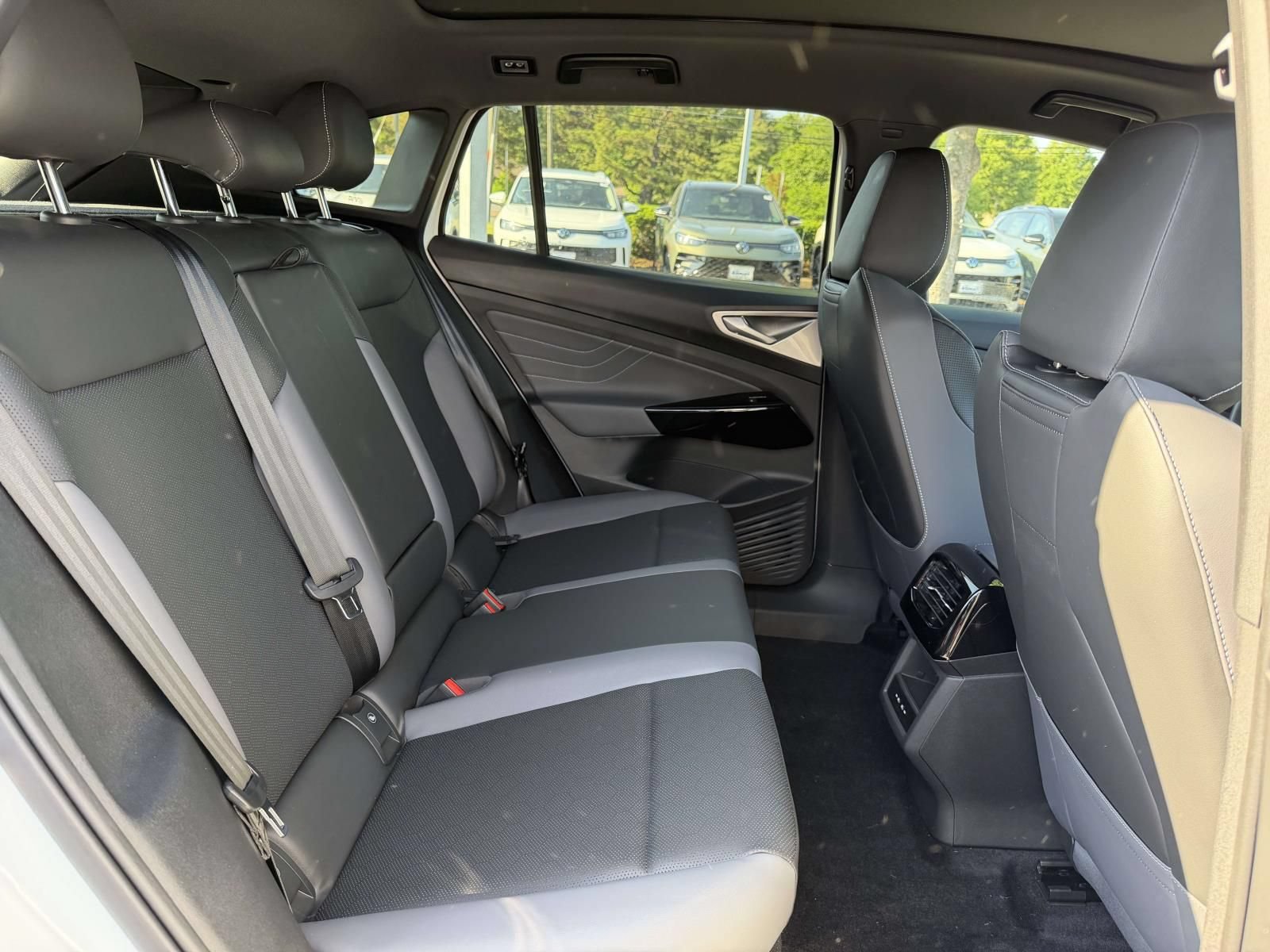 New 2026 Volkswagen ID.4 Pro S AWD/4WD image 11
