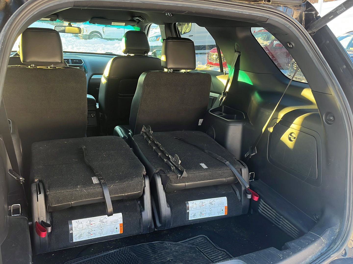 Used 2016 Ford Explorer XLT w/ Equipment Group 202A image 24