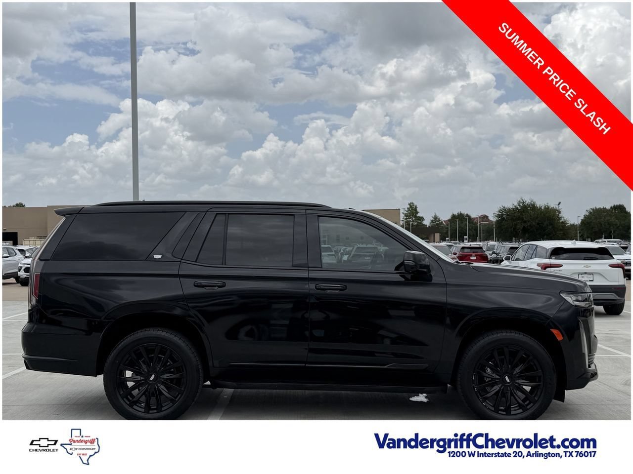 Certified 2023 Cadillac Escalade Premium Luxury w/ LPO, Floor Liner Package AWD/4WD image 3