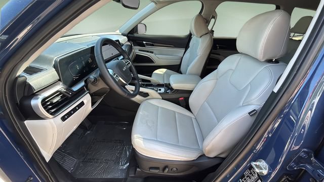 Used 2024 Kia Telluride S FWD image 19