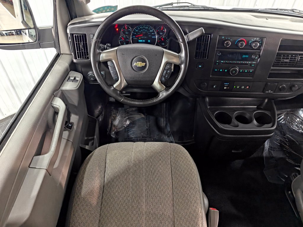 Used 2019 Chevrolet Express 3500 LS RWD image 4
