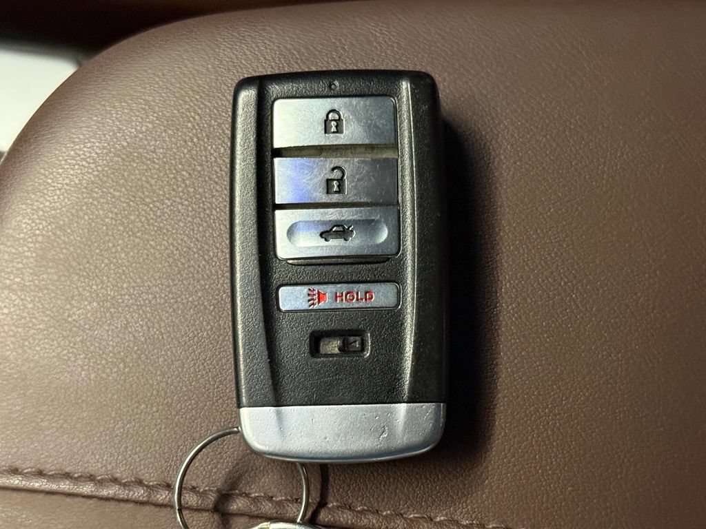 Used 2015 Acura TLX V6 w/ Technology Package FWD image 17