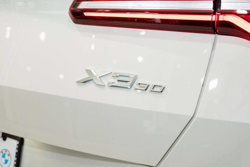 Used 2025 BMW X3 xDrive30i w/ Premium Package AWD/4WD image 10