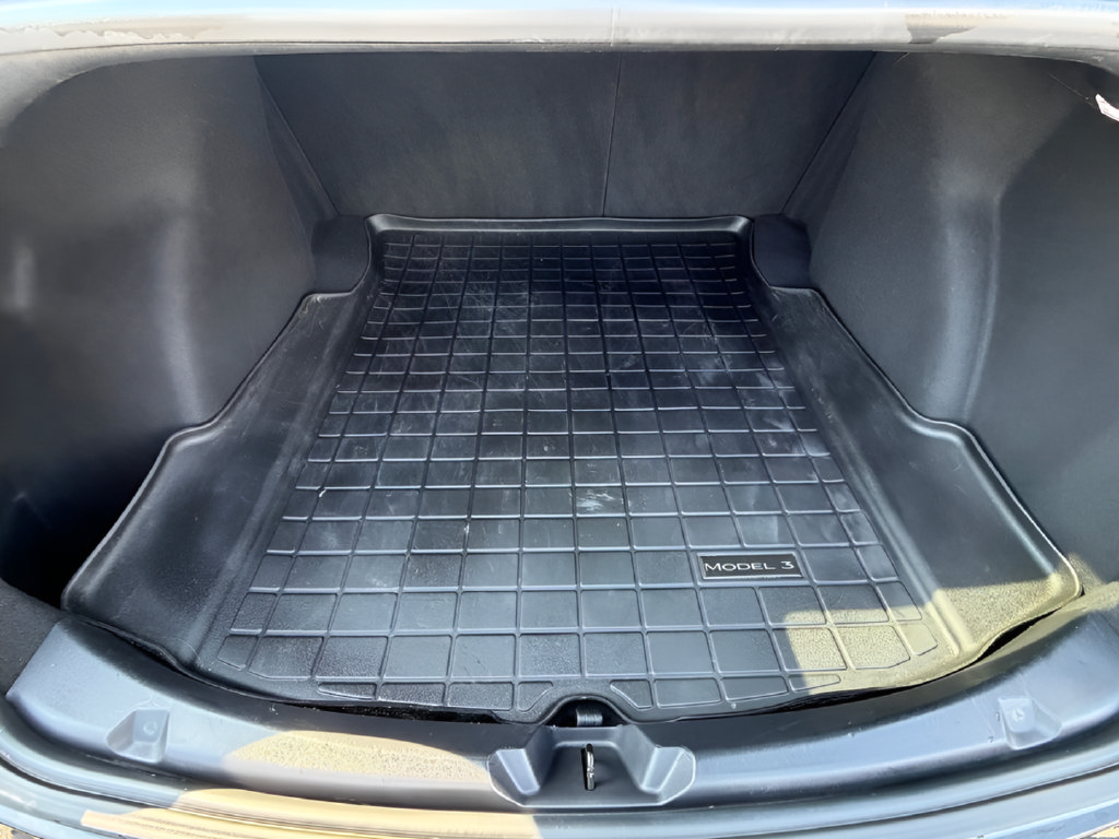 Used 2018 Tesla Model 3 Mid Range RWD image 27