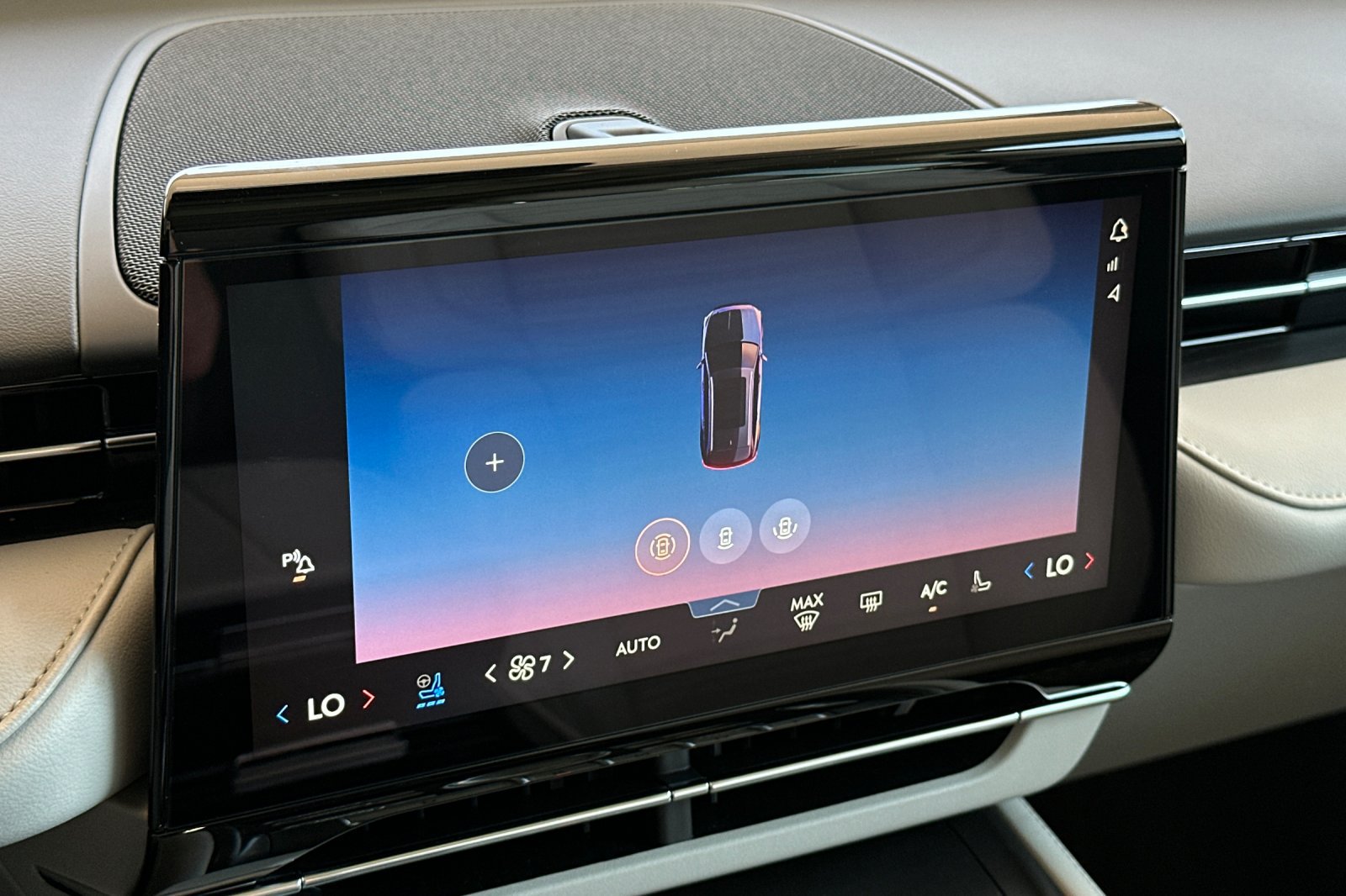 New 2026 Lincoln Nautilus Reserve AWD/4WD image 18