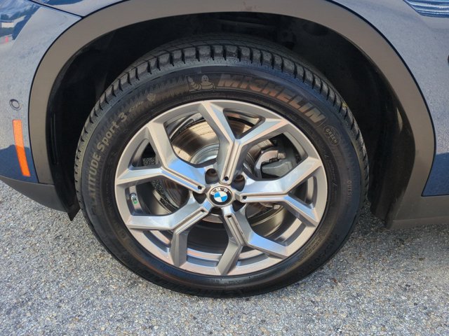 Used 2024 BMW X3 xDrive30i w/ Premium Package AWD/4WD image 11