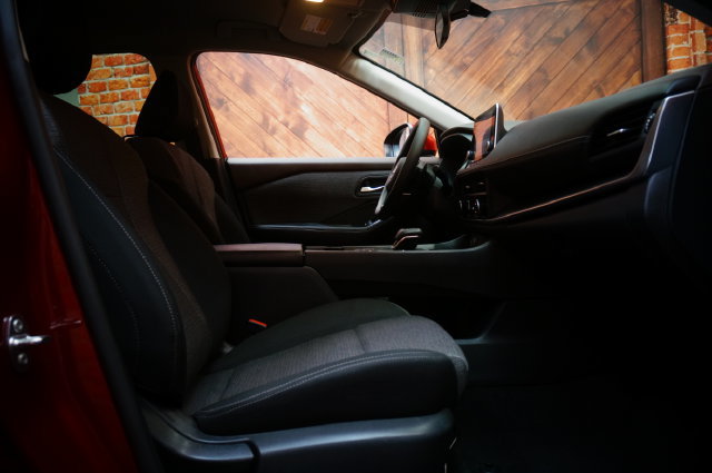 Certified 2023 Nissan Rogue SV AWD/4WD image 44