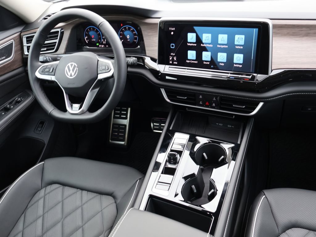 New 2026 Volkswagen Atlas SEL Premium R-Line image 19
