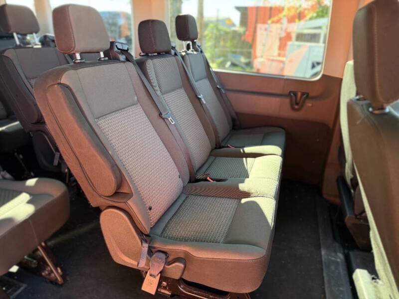 Used 2025 Ford Transit 350 XLT AWD/4WD image 17
