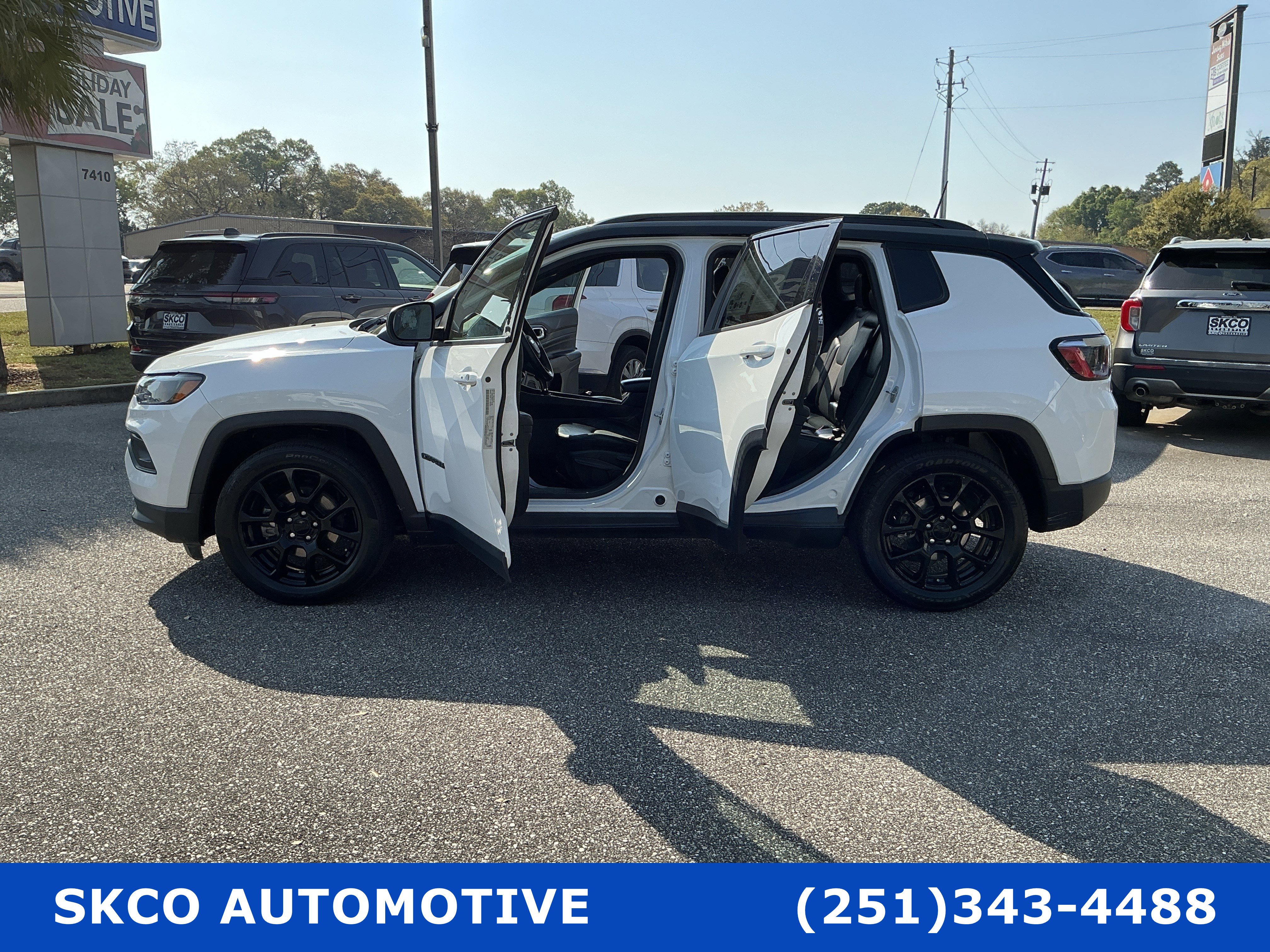 Used 2022 Jeep Compass Altitude image 31