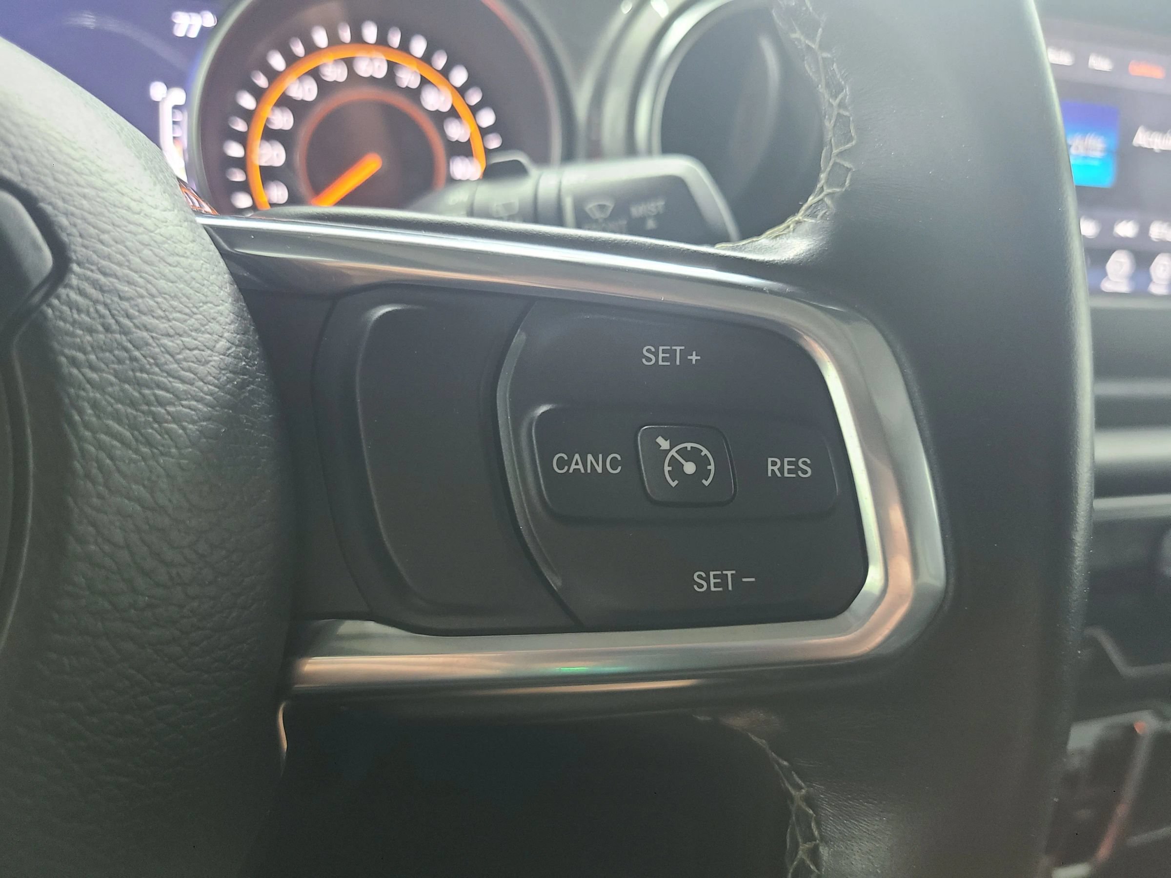 Used 2020 Jeep Wrangler Unlimited Sahara AWD/4WD image 29