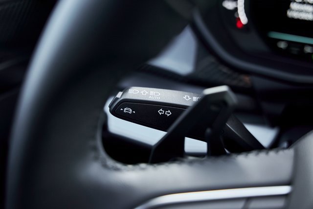 Used 2025 Lamborghini Urus SE image 57