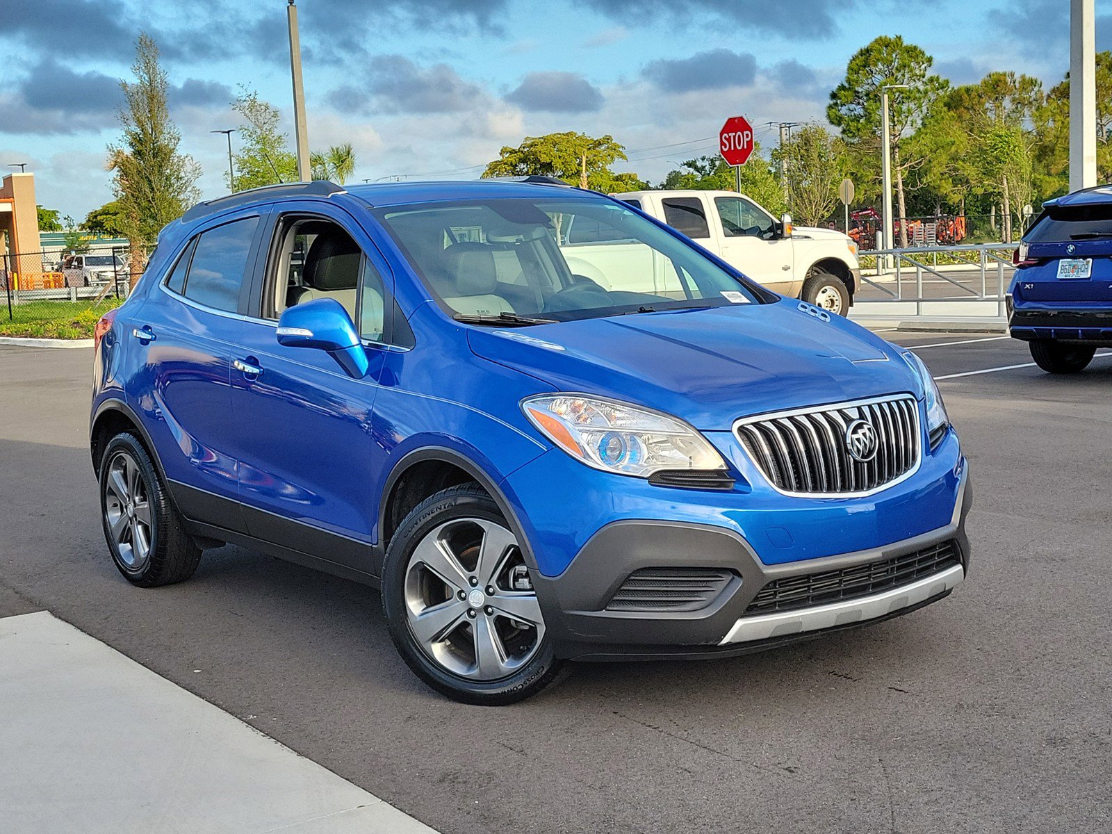 Used 2014 Buick Encore FWD image 1